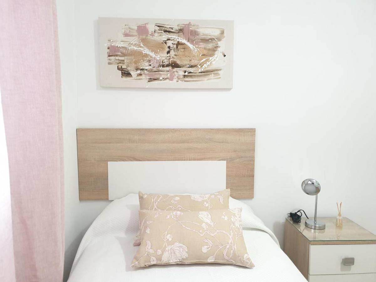 Dona Lola House Apartment Seville Luaran gambar